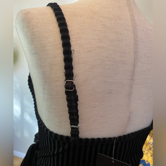 NWT F21 Velvet Striped RibbedBodysuit, Wrap Style, Belt, Low V-Neck | Price FIRM - Picture 7 of 10